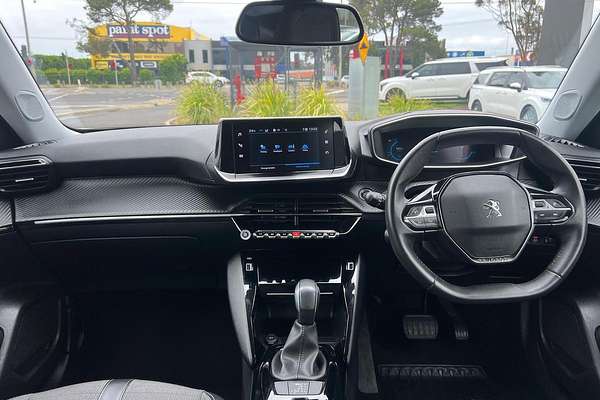2021 Peugeot 2008 Allure P24