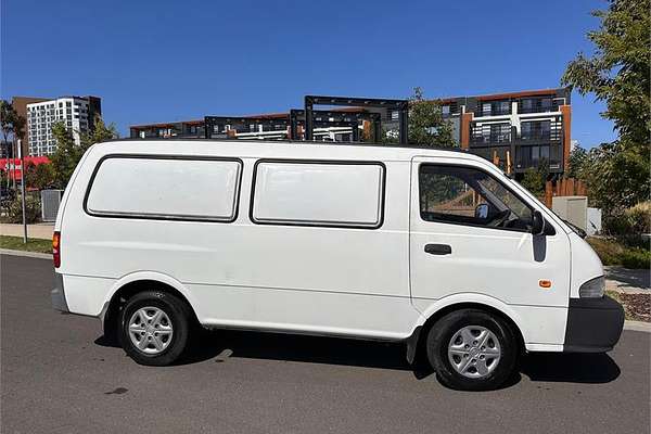 2003 Kia PREGIO 3VRS
