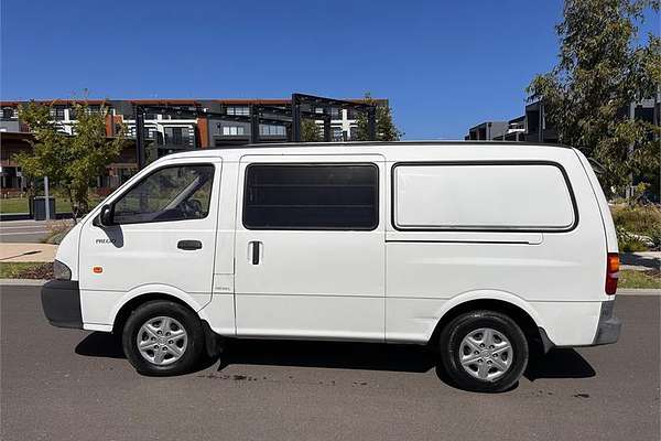 2003 Kia PREGIO 3VRS