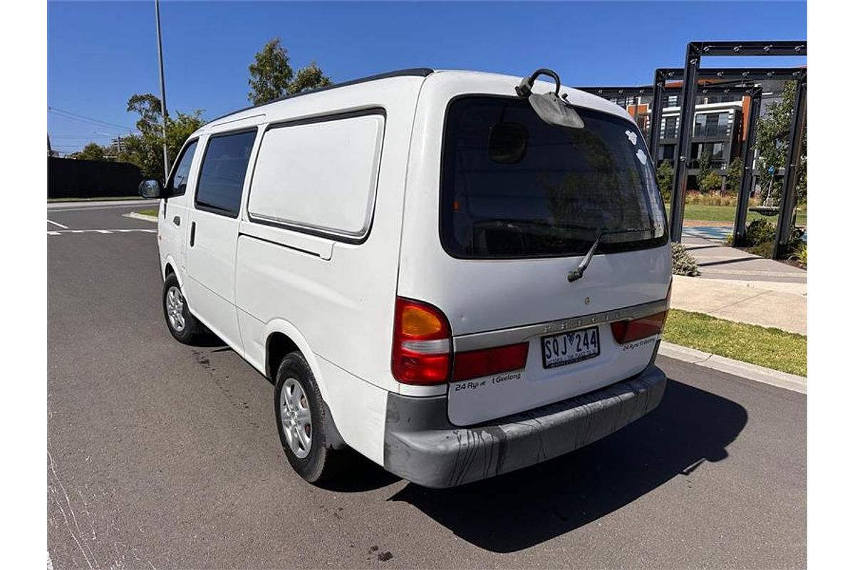 2003 Kia PREGIO 3VRS