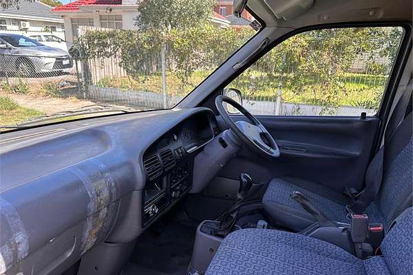 2003 Kia PREGIO 3VRS