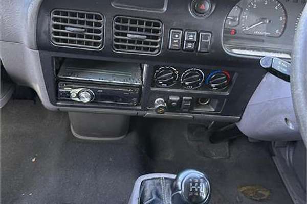 2003 Kia PREGIO 3VRS