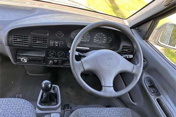 2003 Kia PREGIO 3VRS