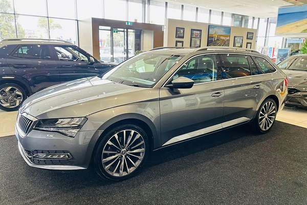 2022 SKODA Superb 162TSI Style NP