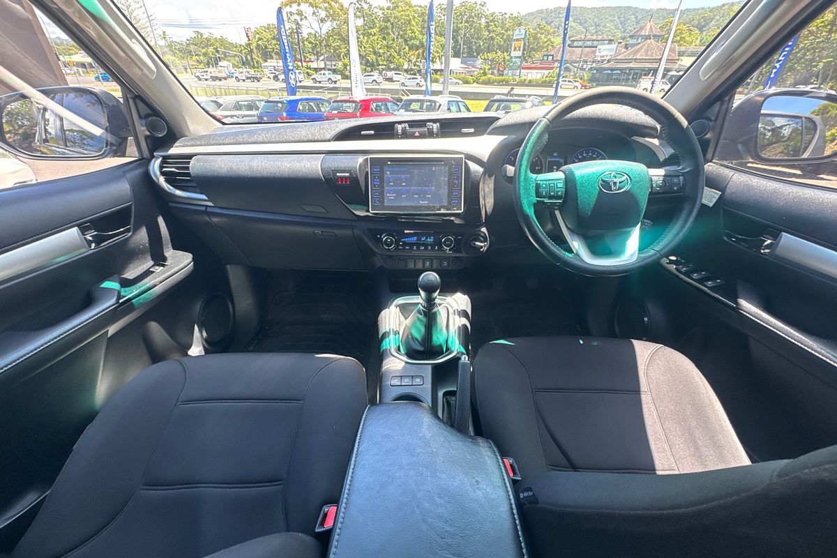 2016 Toyota Hilux SR5 GUN126R 4X4