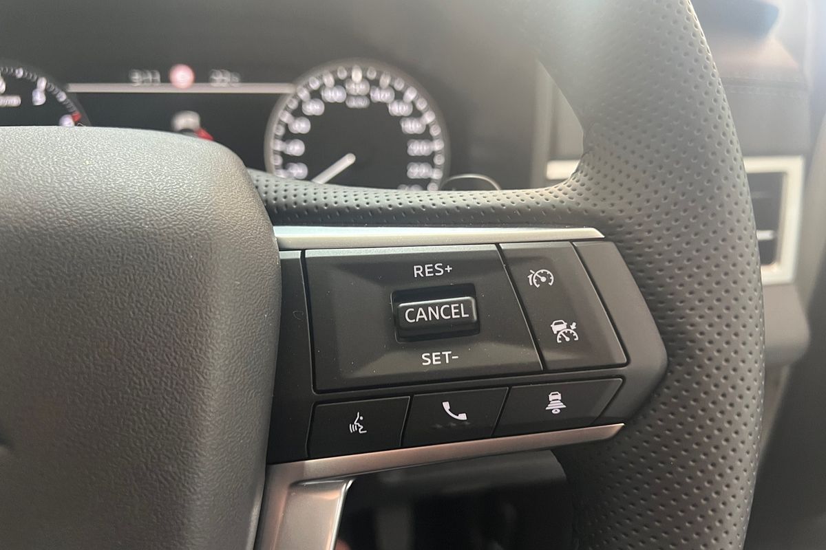 2024 Mitsubishi Outlander LS ZM