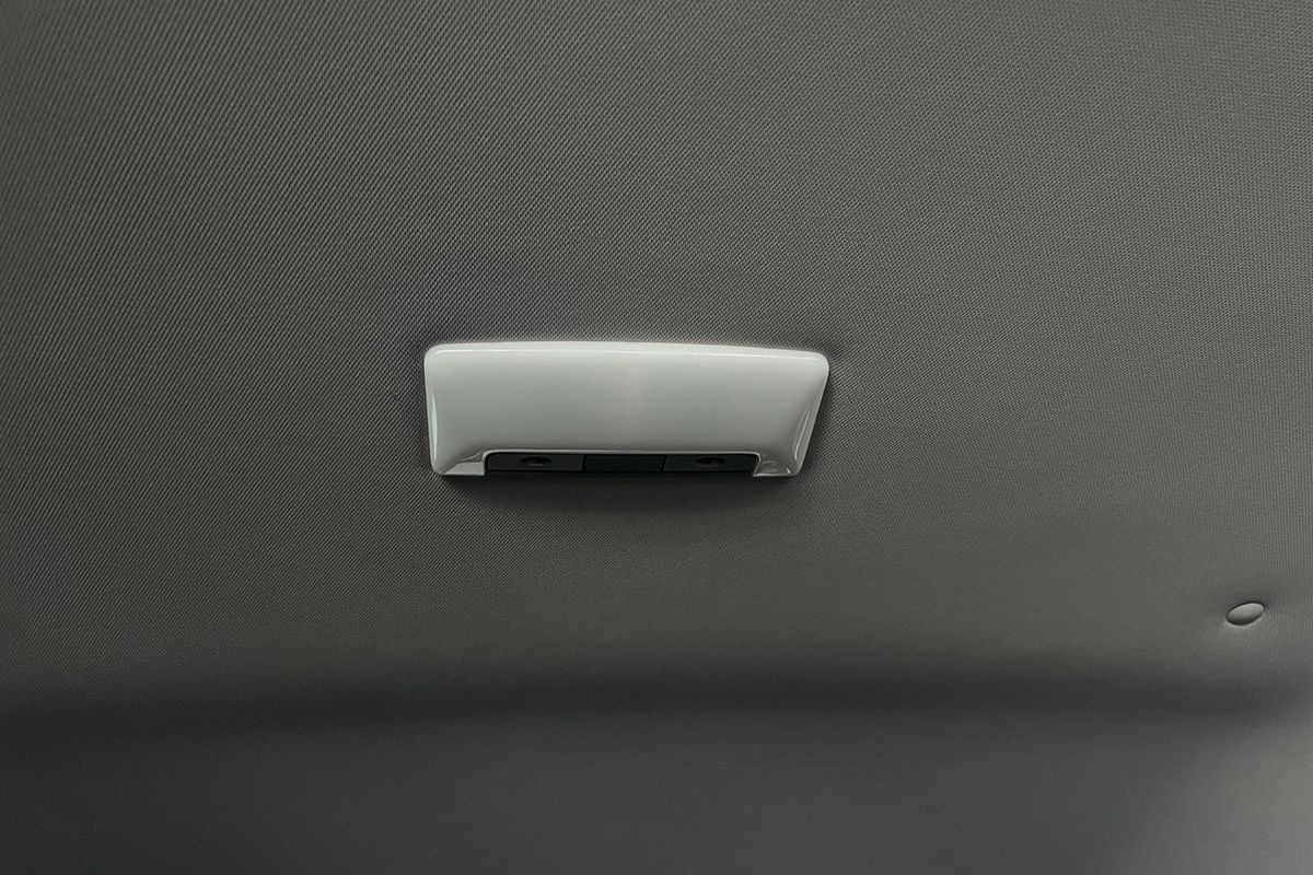 2024 Mitsubishi Outlander LS ZM
