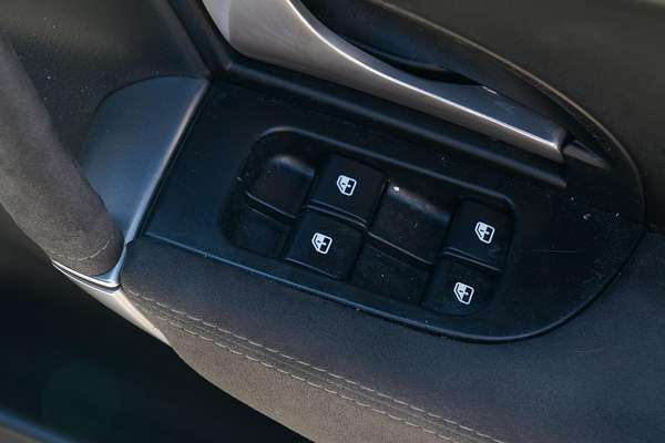 2014 Maserati GranCabrio MC M145