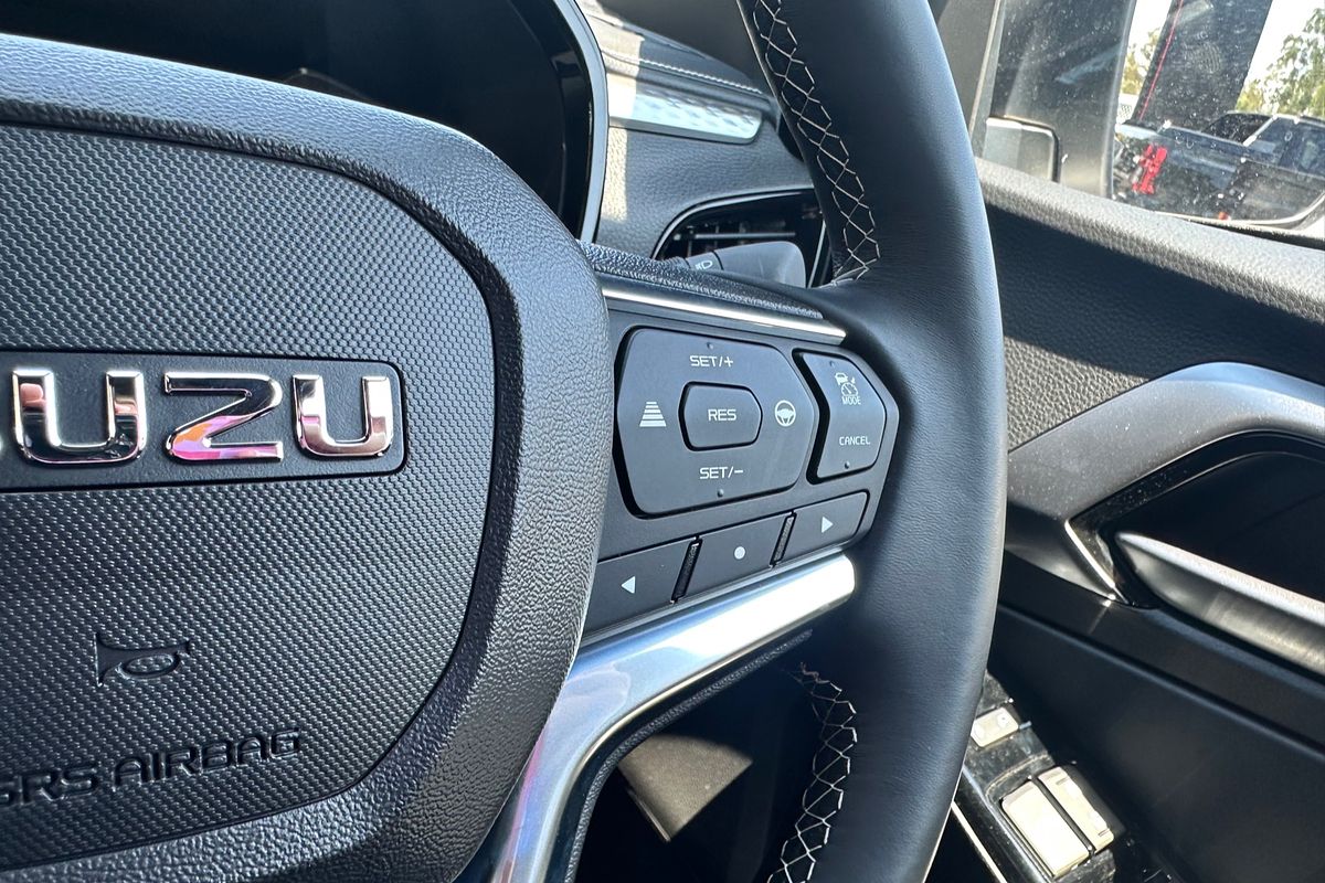2025 Isuzu D-MAX LS-U+ 4X4