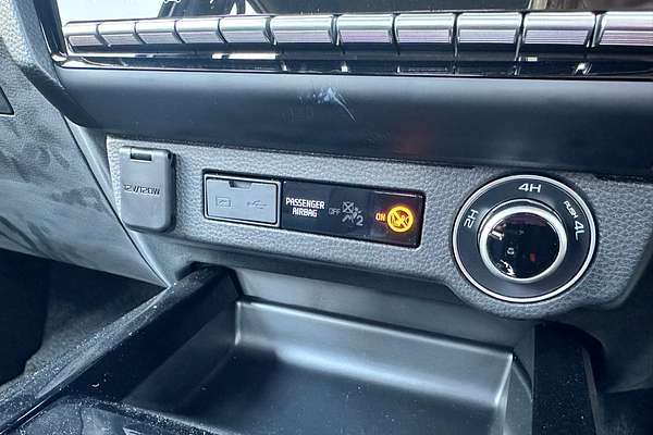 2025 Isuzu D-MAX LS-U+ 4X4