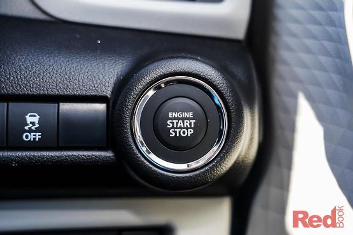 2025 Suzuki Swift Hybrid GLX UZ