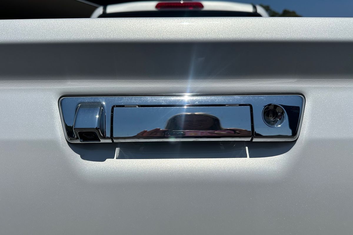 2025 Isuzu D-MAX LS-U+ 4X4