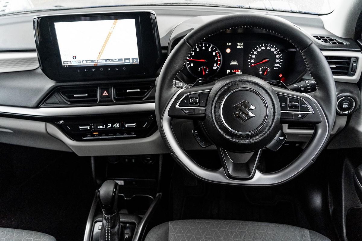 2024 Suzuki Swift Hybrid GLX UZ