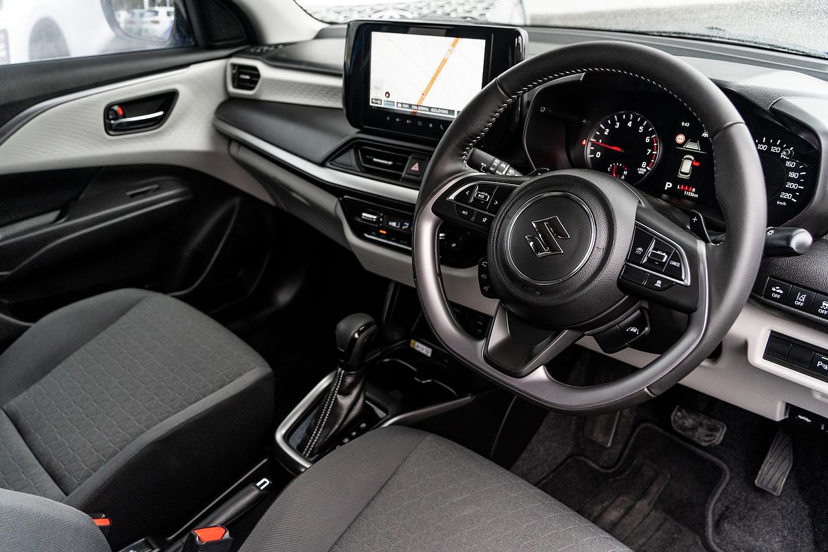 2024 Suzuki Swift Hybrid GLX UZ