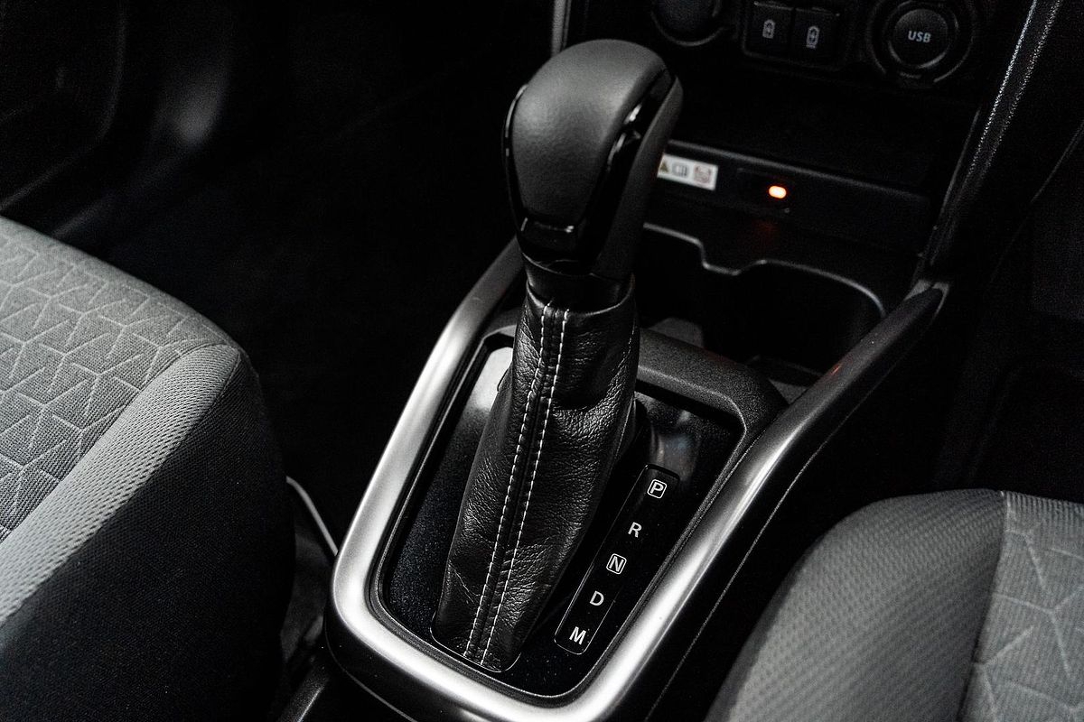 2024 Suzuki Swift Hybrid GLX UZ