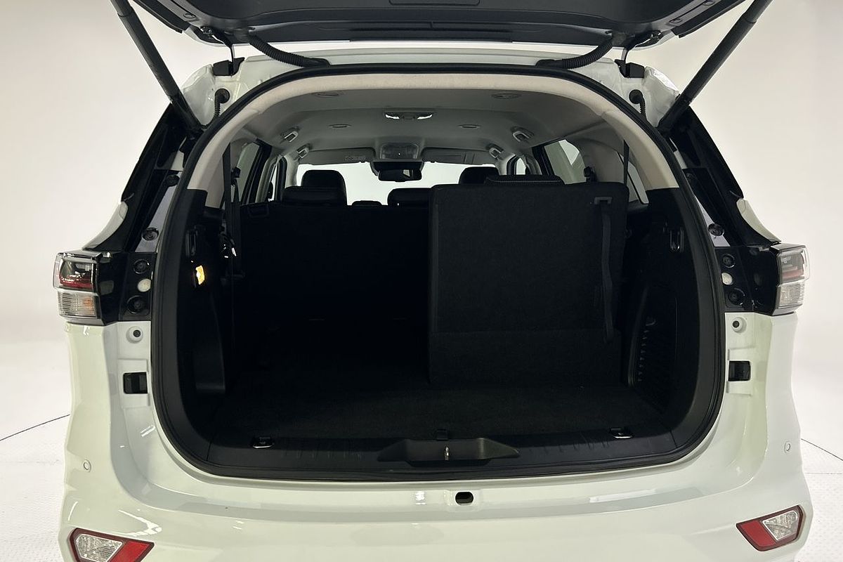 2022 Isuzu MU-X LS-T