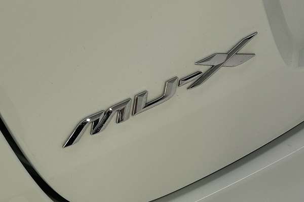 2022 Isuzu MU-X LS-T
