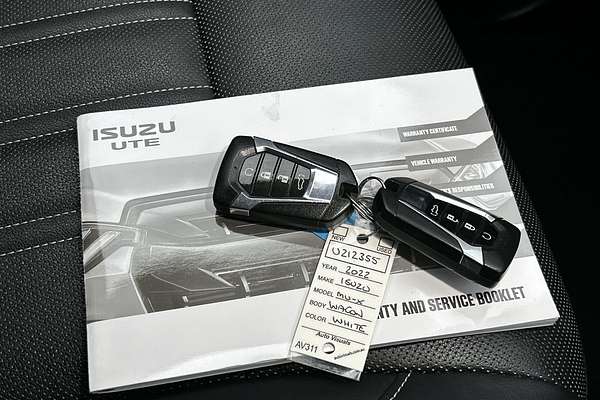 2022 Isuzu MU-X LS-T