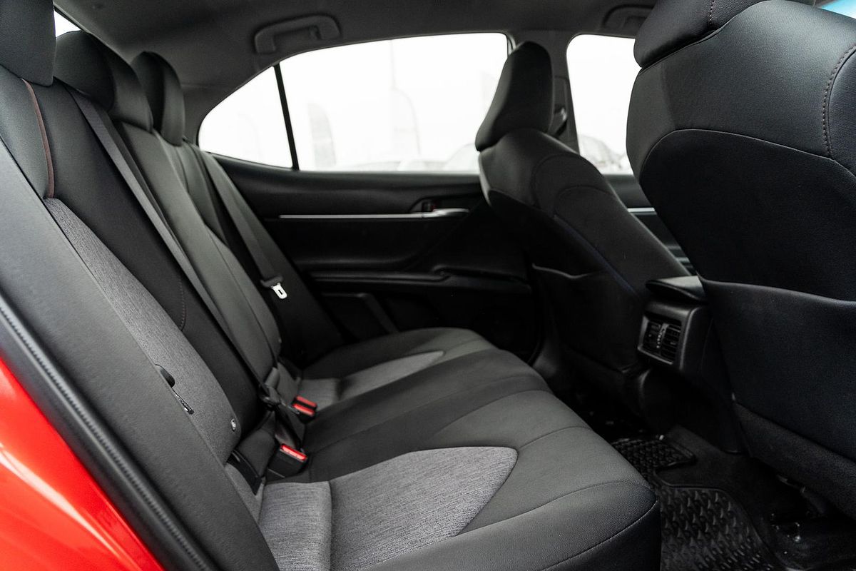 2018 Toyota Camry Ascent ASV70R