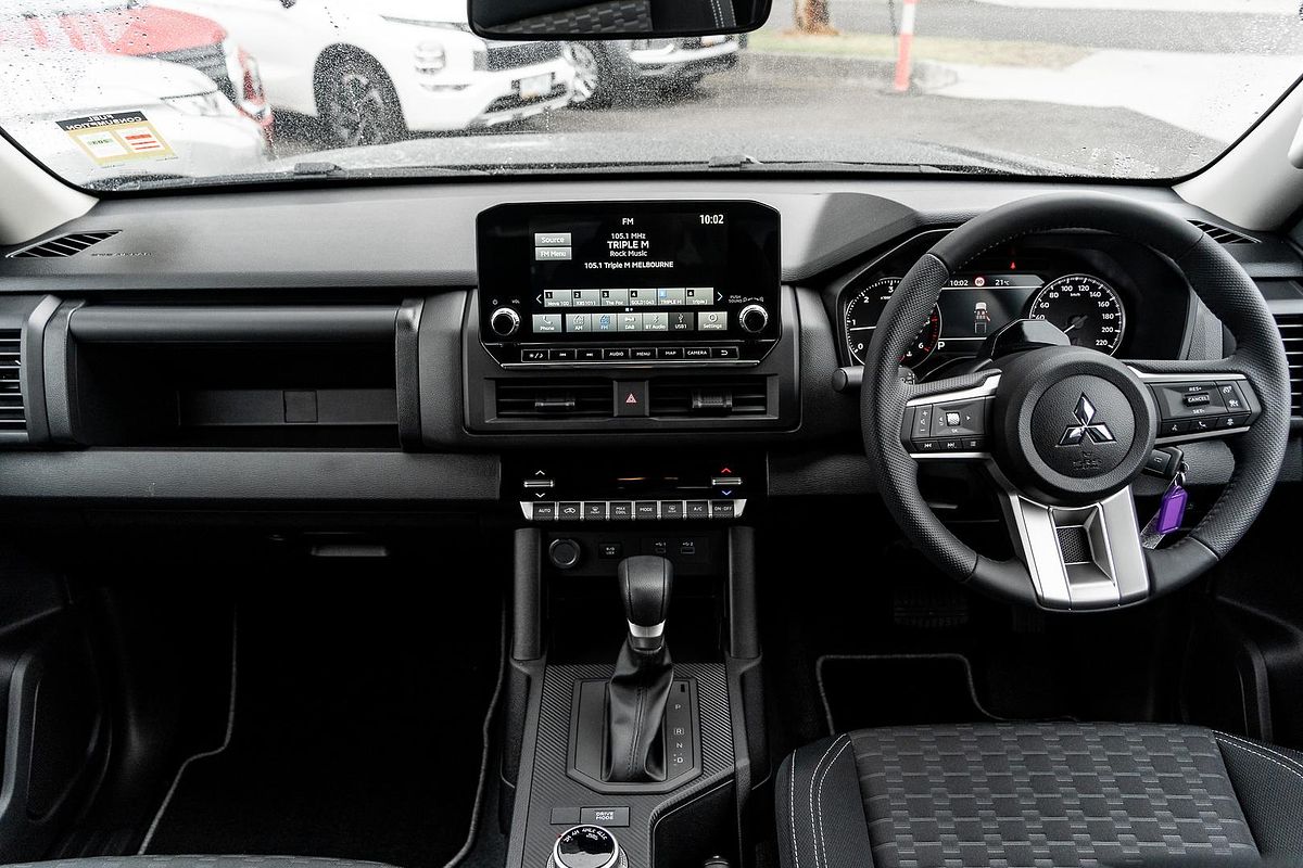 2024 Mitsubishi Triton GLX-R MV 4X4