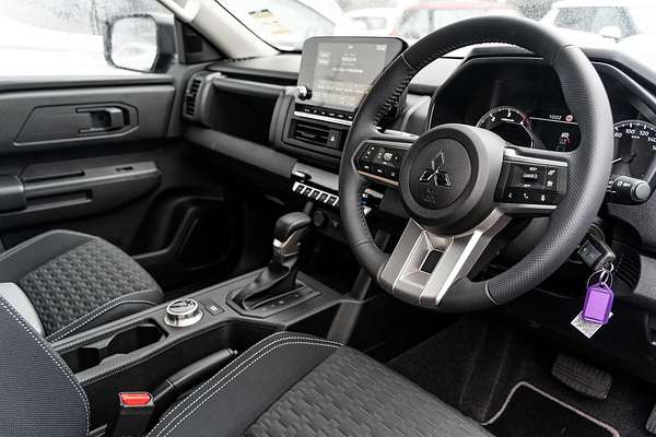 2024 Mitsubishi Triton GLX-R MV 4X4