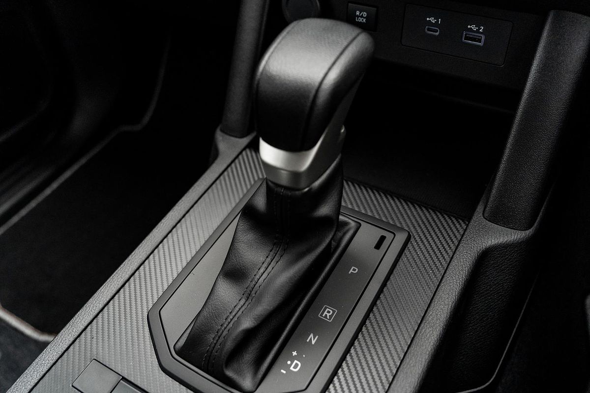 2024 Mitsubishi Triton GLX-R MV 4X4