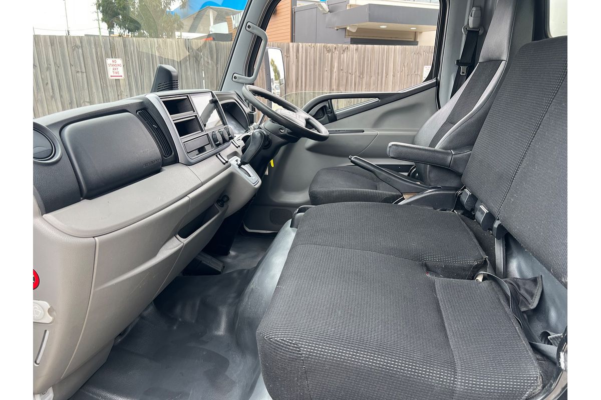 2019 Fuso Canter 515  4x2 SWB