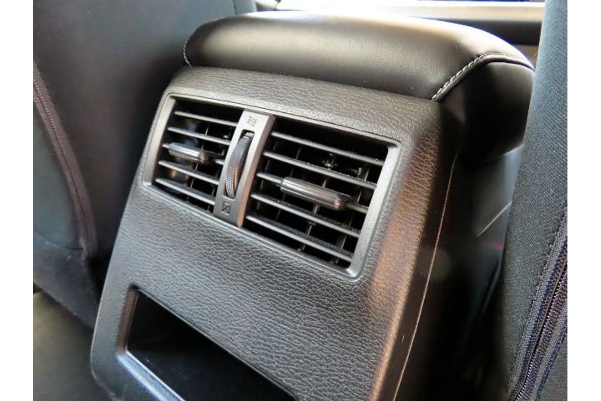 2022 Mitsubishi Outlander ES ZM