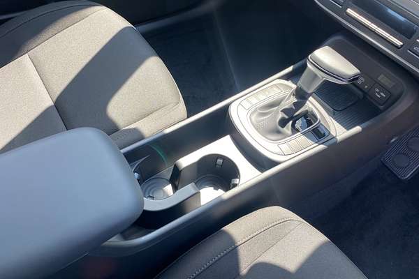 2024 Hyundai Kona  SX2.V2