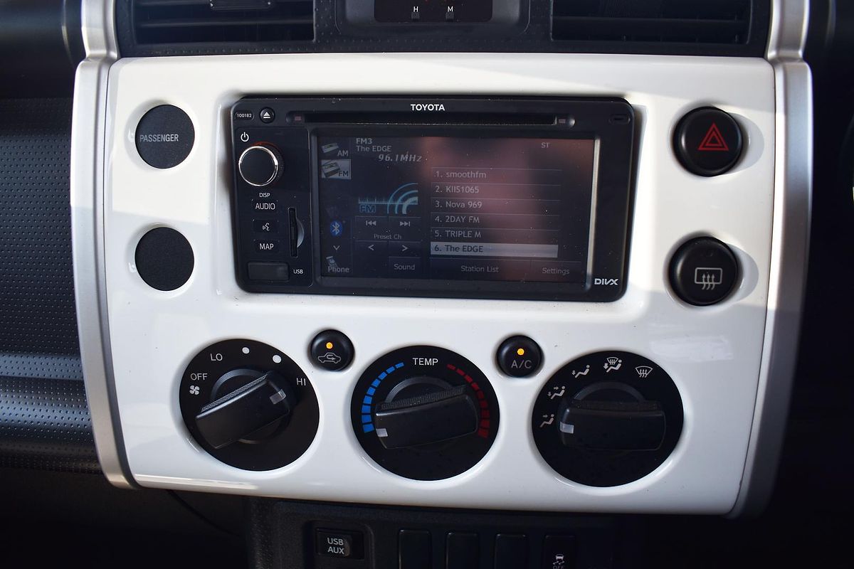 2013 Toyota FJ Cruiser GSJ15R