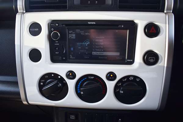 2013 Toyota FJ Cruiser GSJ15R
