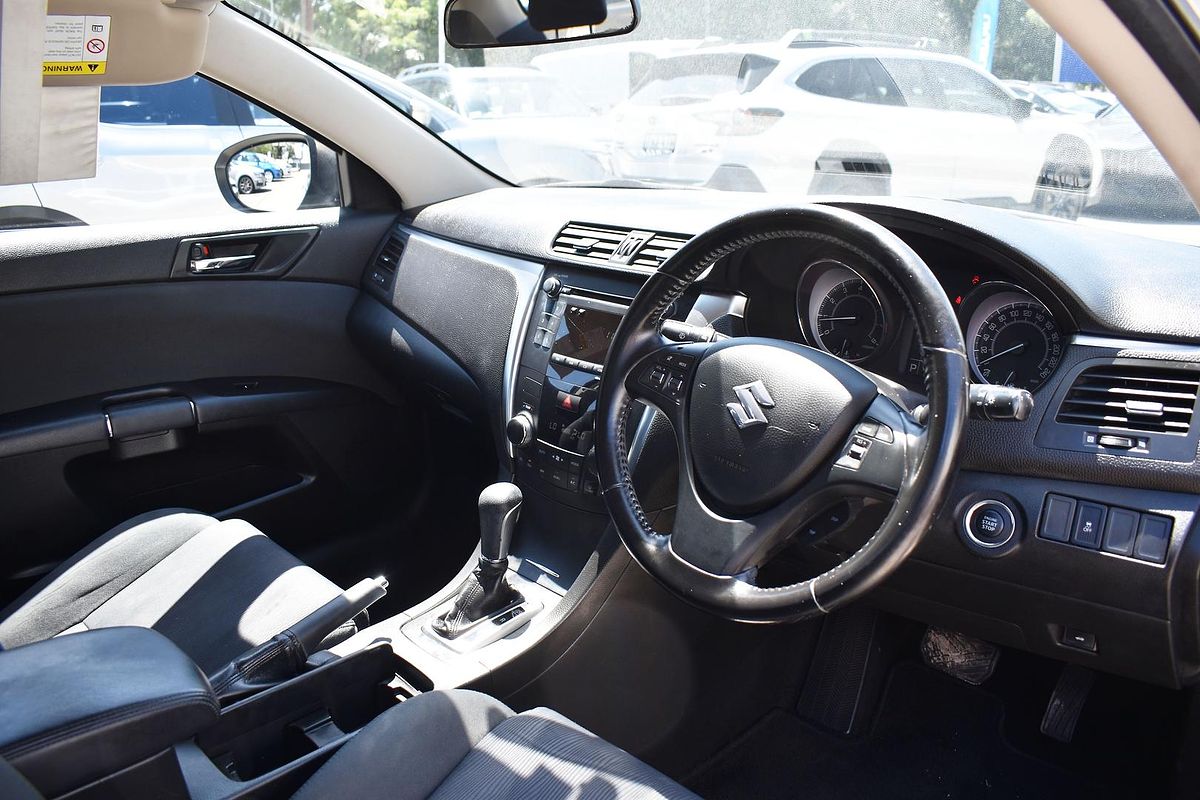 2011 Suzuki Kizashi Touring FR