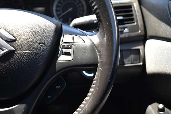 2011 Suzuki Kizashi Touring FR