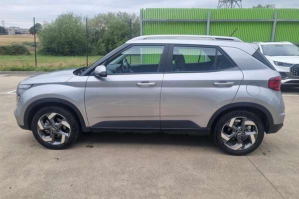 2024 Hyundai Venue Active QX.V5