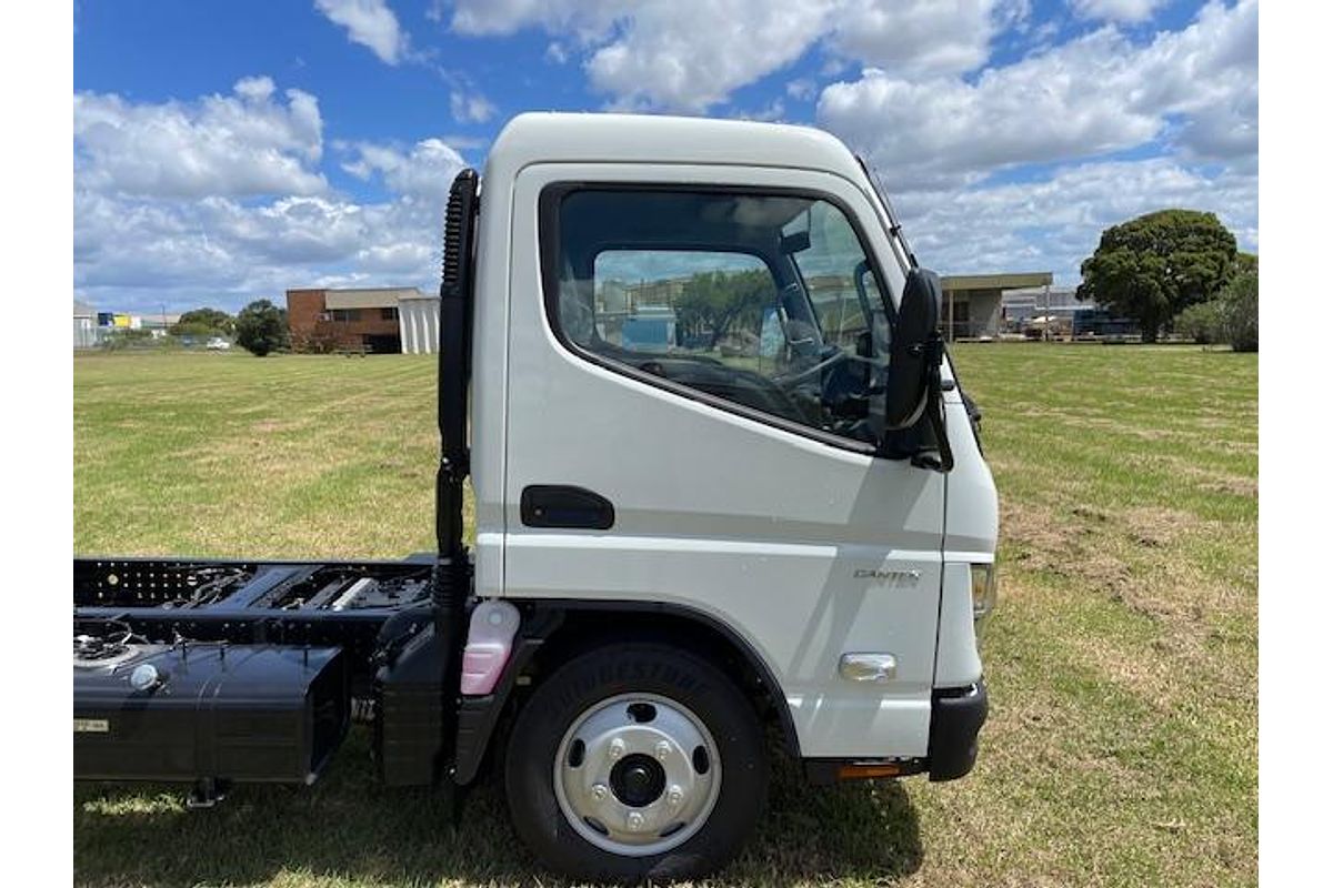 2024 Fuso Canter 515