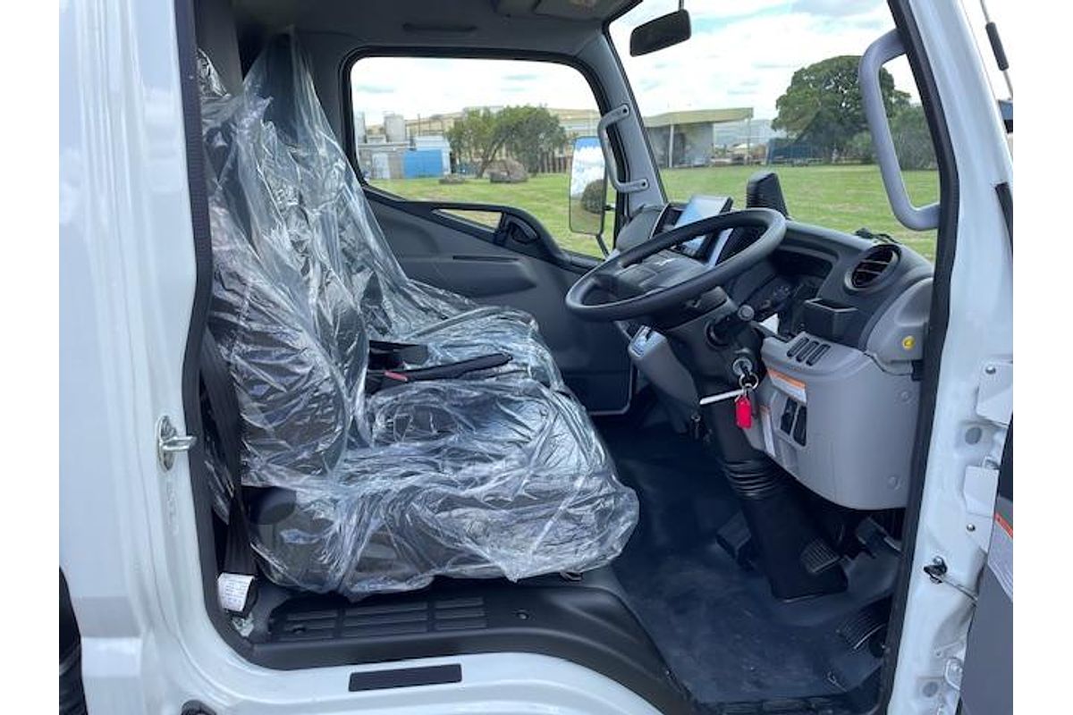 2024 Fuso Canter 515