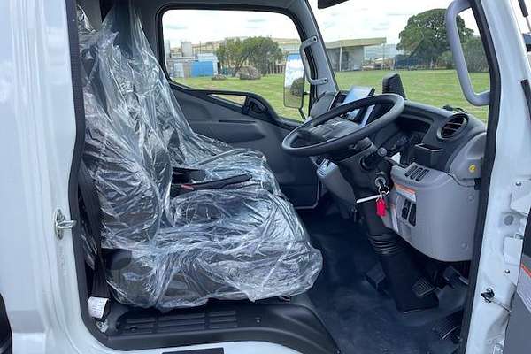 2024 Fuso Canter 515