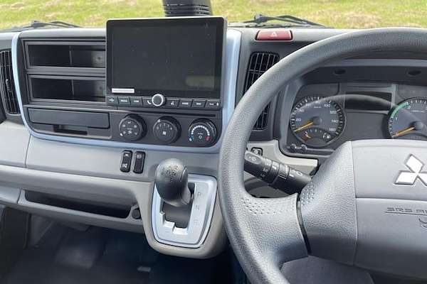 2024 Fuso Canter 515
