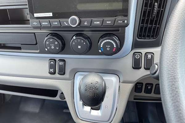 2024 Fuso Canter 515