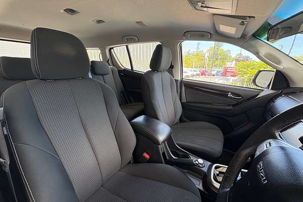 2020 Isuzu MU-X UC MY19