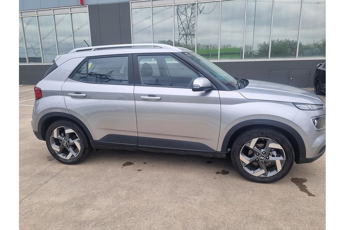 2024 Hyundai Venue Active QX.V5
