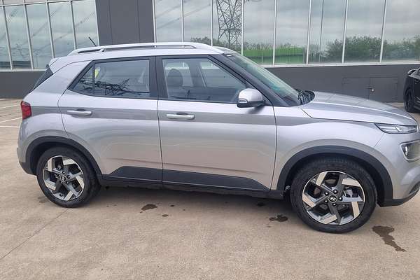 2024 Hyundai Venue Active QX.V5