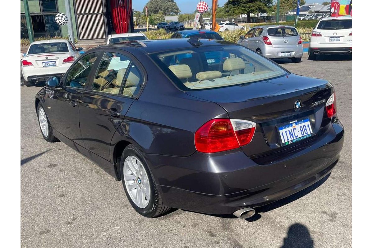 2008 BMW 3 Series 320i E90