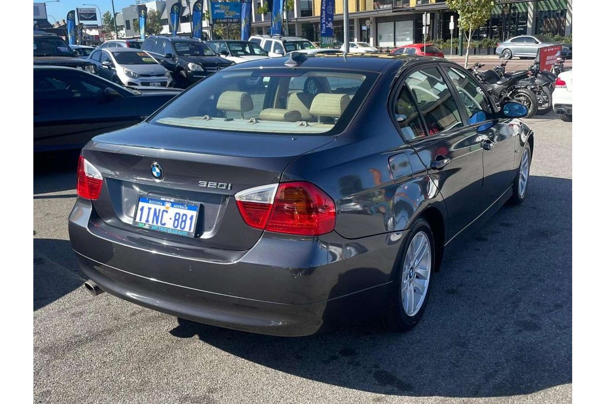2008 BMW 3 Series 320i E90