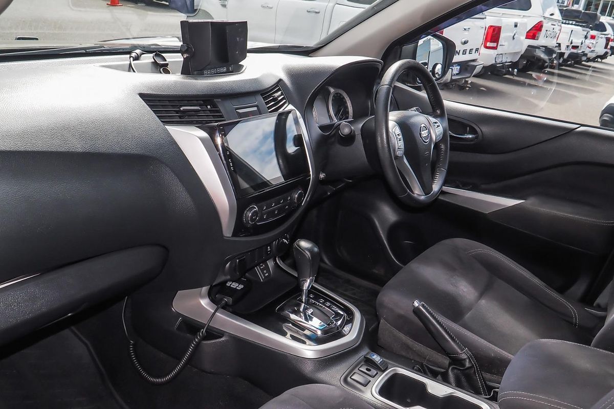 2015 Nissan Navara ST D23 4X4