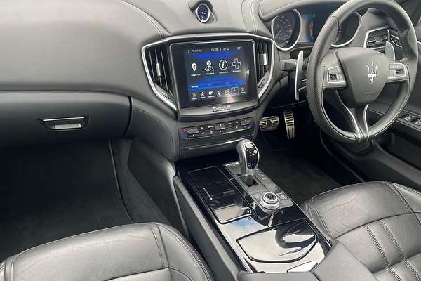 2017 Maserati Ghibli M157