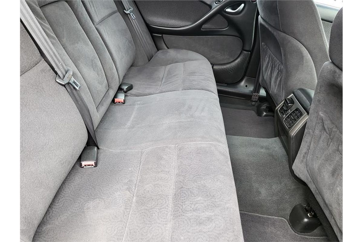 2003 Holden Calais VY