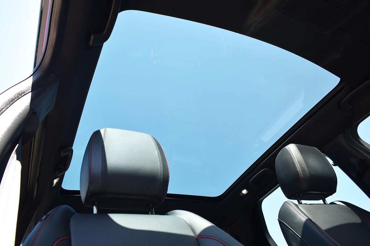 2020 Land Rover Discovery Sport D240 R-Dynamic HSE L550