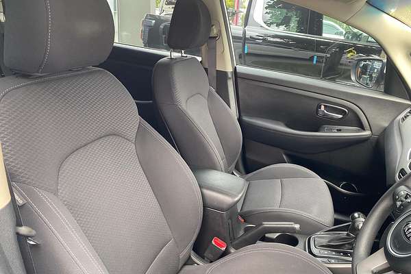 2018 Kia Rondo S RP