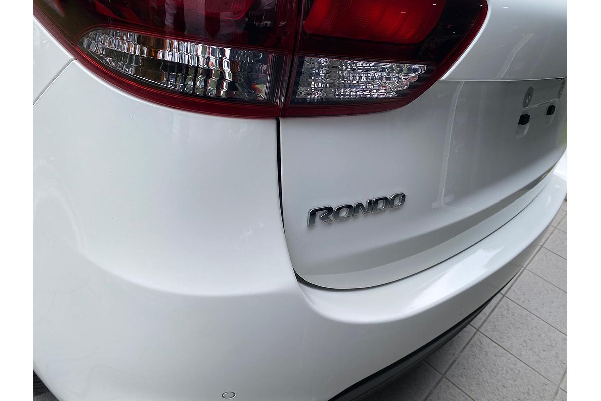 2018 Kia Rondo S RP
